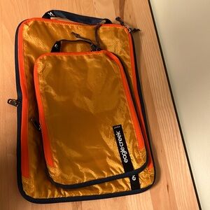 Eagle Creek Compression Packing Cubes (S/M)